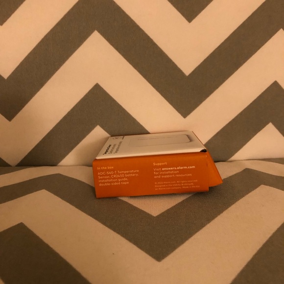 Temperature & Humidity Sensor - Picture 5 of 8